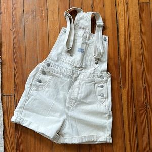 Levi’s overalls shorts vintage wash